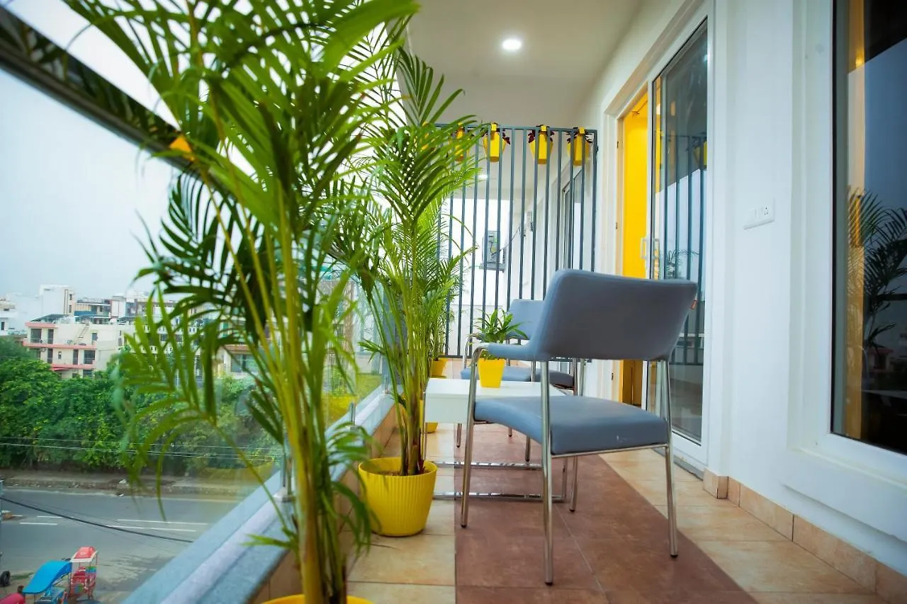 Lime Tree Luxury Studio - Service Apartment Near Artemis Hospital ,Гургаон Гургаон